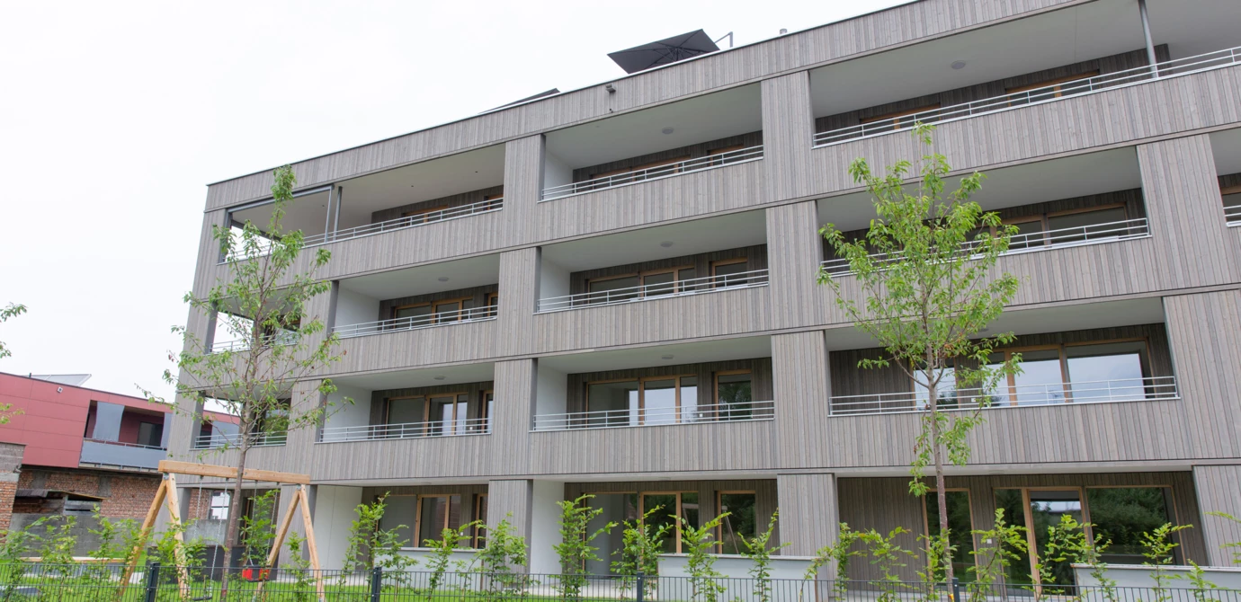 Auch Vorarlberger Privatleute bereichern den Wohnungsmarkt im Ländle: Hier die neue Anlage in der Lustenauer Blumenaustraße, in der 17 Mietparteien ein neues Zuhause gefunden haben.